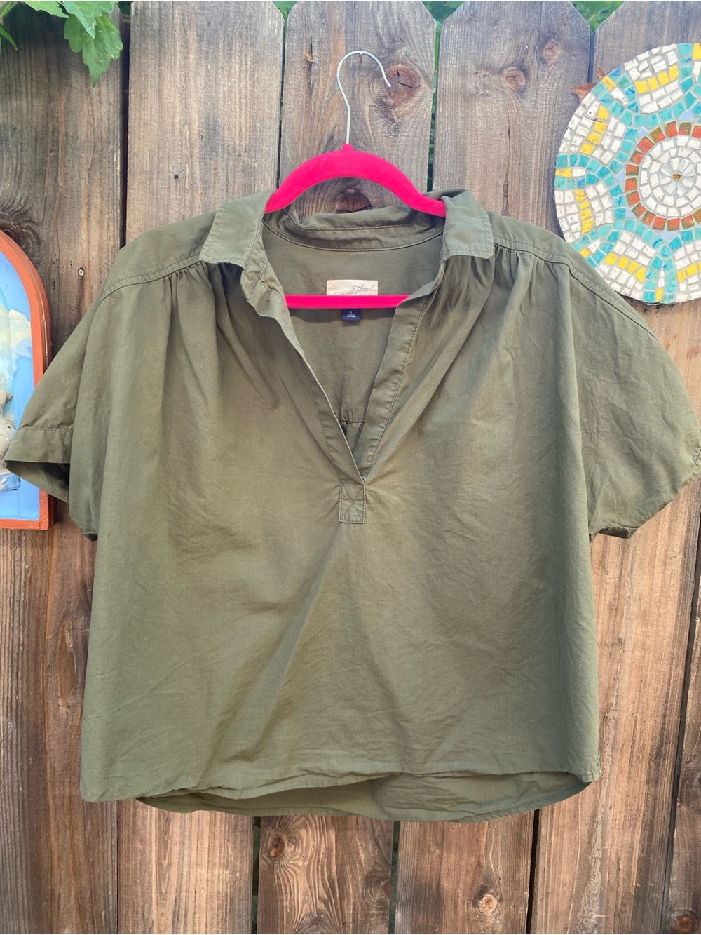 Universal Thread Cotton Olive Green V-Neck Short Sleeve Blouse